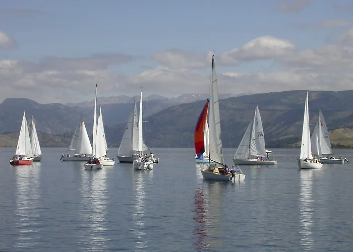 Lakeside And Marina Resort